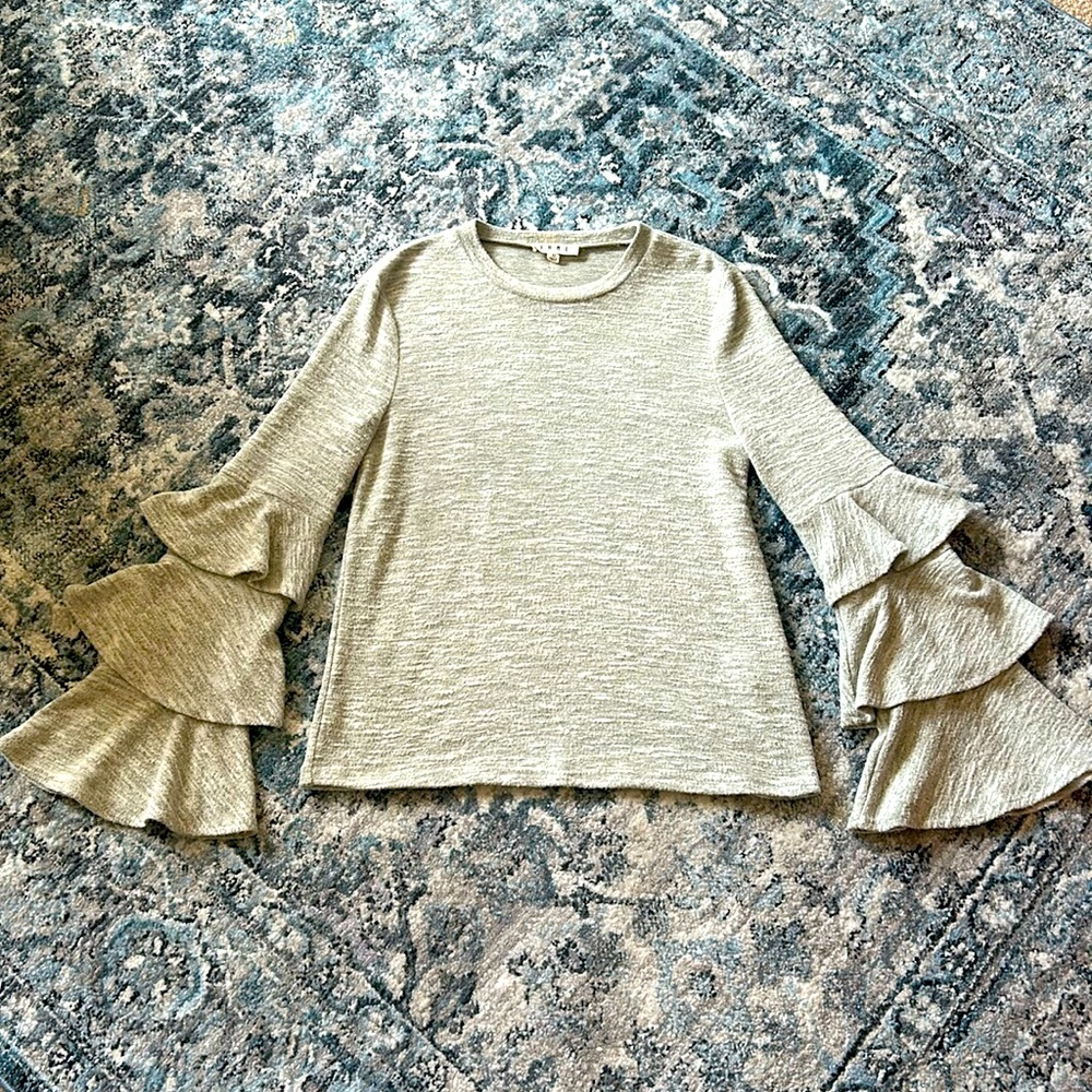 THML bell sleeve top